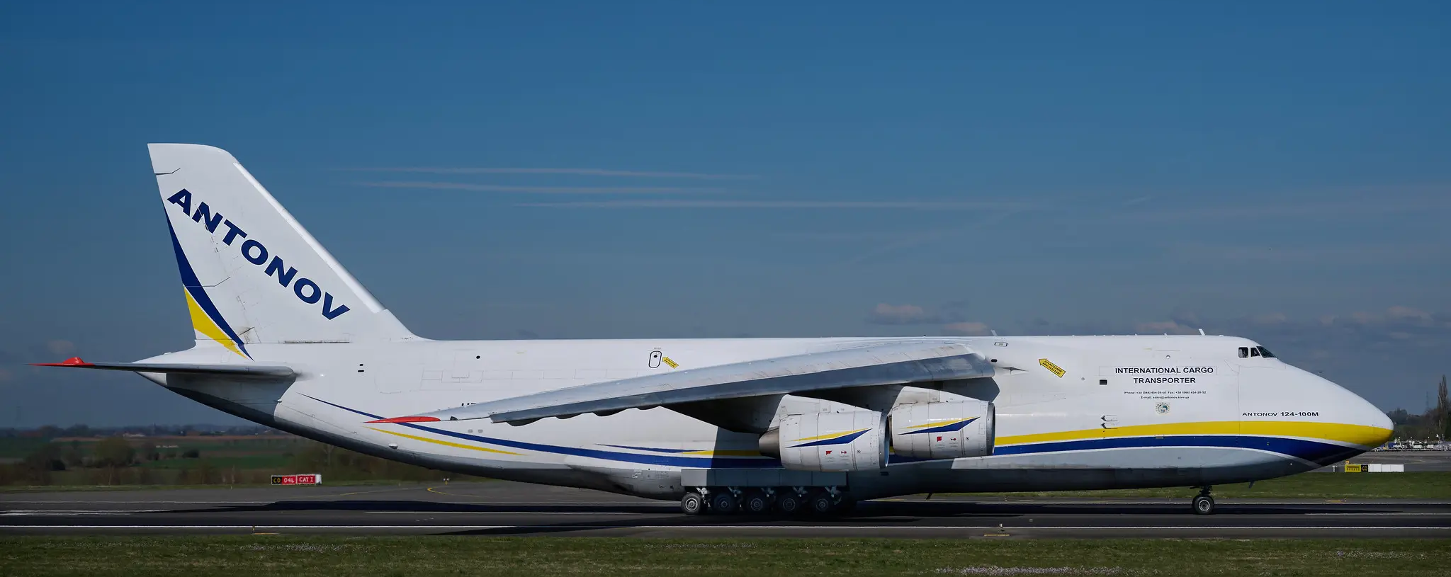 Antonov AN-124, AN-124-100 Charter