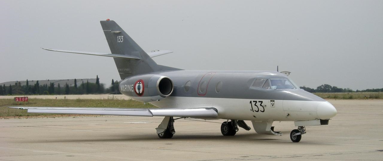 Dassault Falcon 10